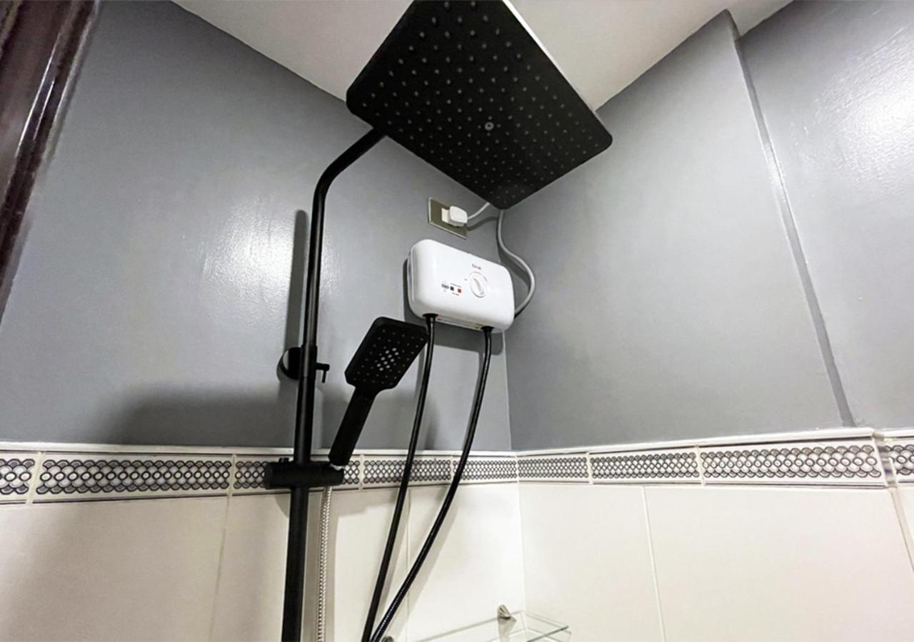 Mystay Hotel Bgc West Makati City Екстериор снимка
