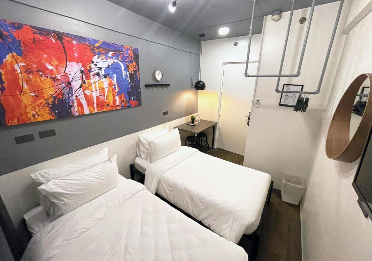 Mystay Hotel Bgc West Makati City Екстериор снимка