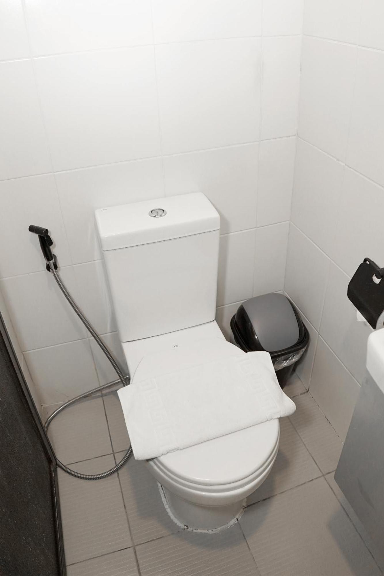 Mystay Hotel Bgc West Makati City Екстериор снимка