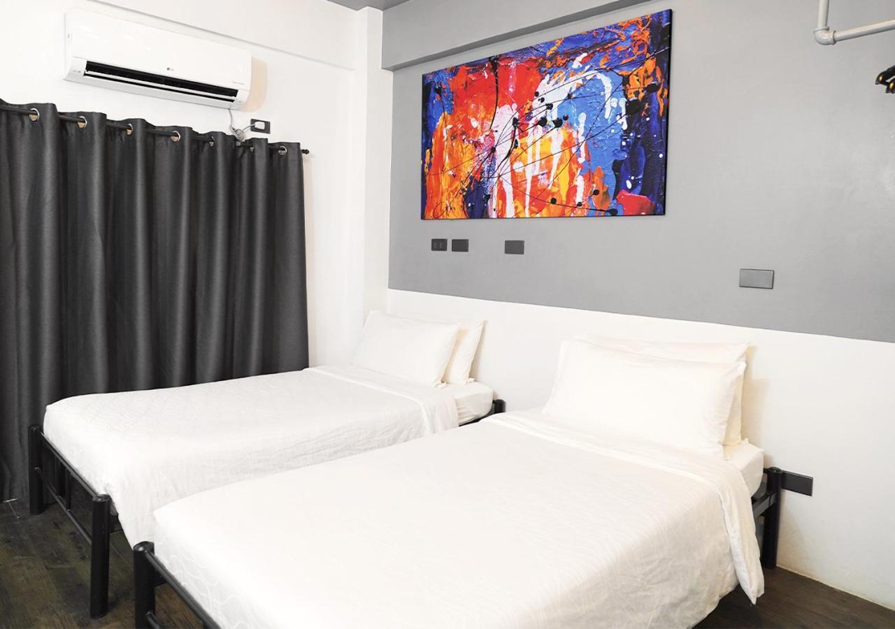 Mystay Hotel Bgc West Makati City Екстериор снимка